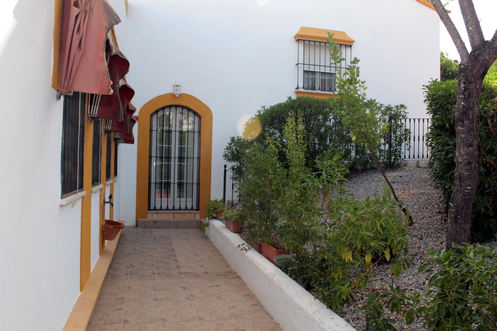 6 soveværelse Villa til salg i Cazalla de la Sierra med swimmingpool - € 860.000 (Ref: 7824345)