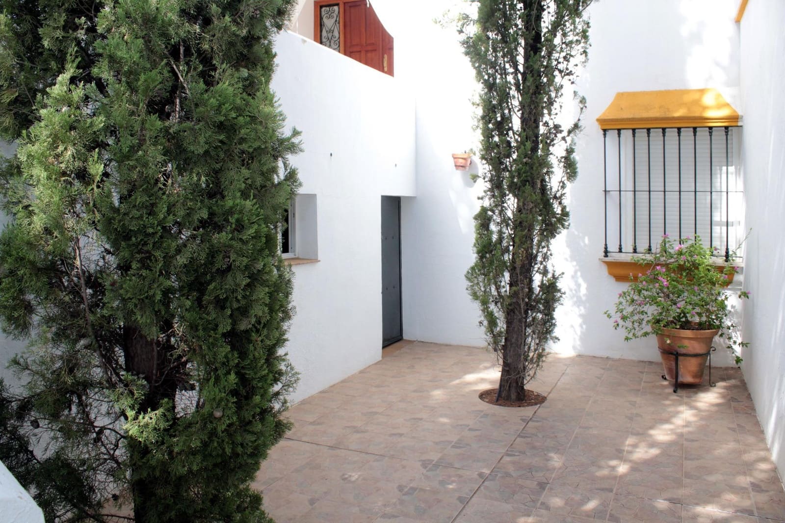 6 soveværelse Villa til salg i Cazalla de la Sierra med swimmingpool - € 860.000 (Ref: 7824345)