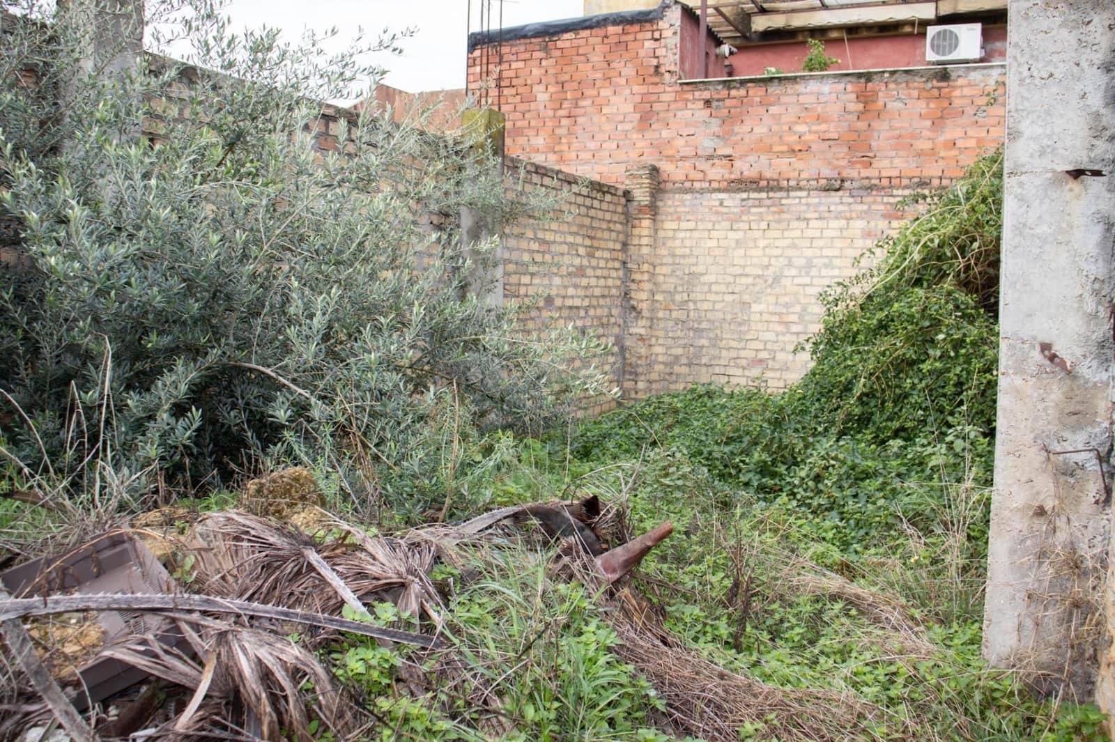 Byggetomt til salgs i Dos Hermanas - € 105 000 (Ref: 7888431)