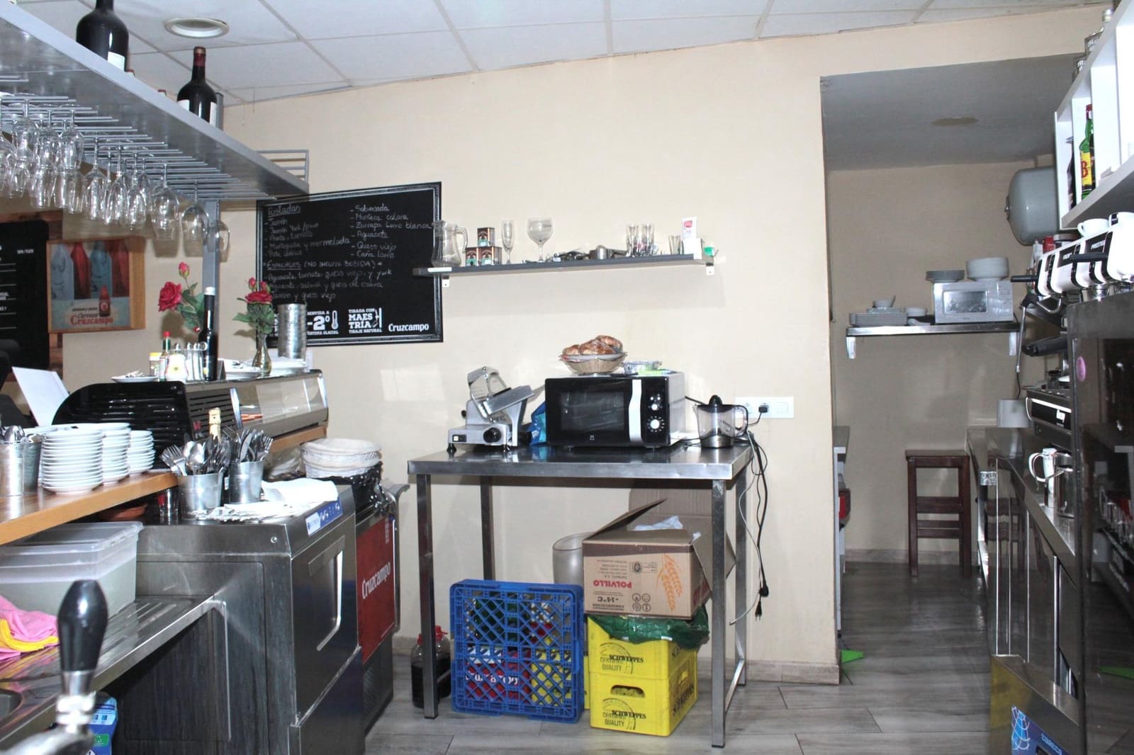 Commercial for rent in Encarnación, Regina, Seville city € 1,604 (Ref