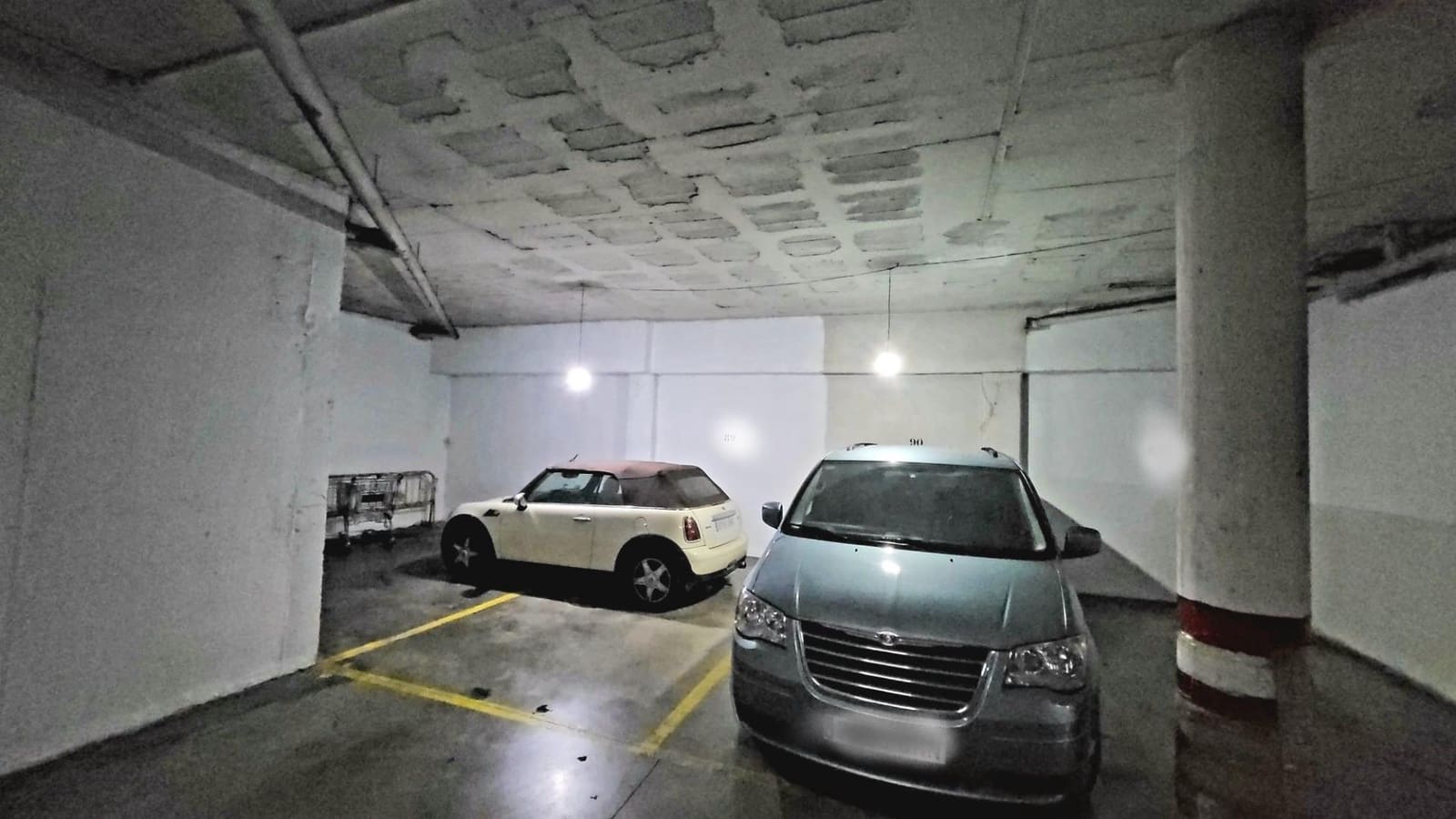 Garage til salg i Tomares - € 20.000 (Ref: 8308724)