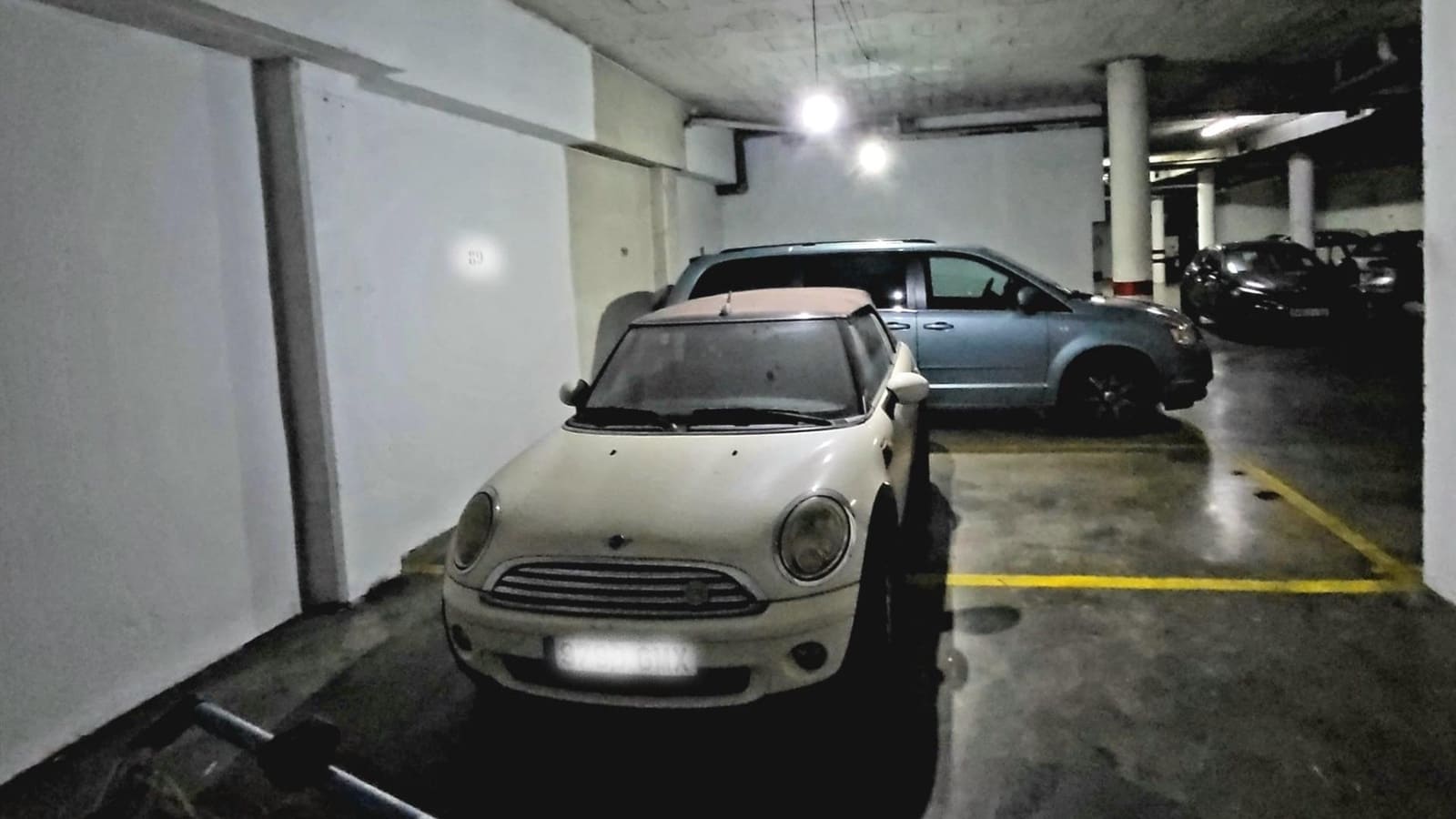 Garage til salg i Tomares - € 20.000 (Ref: 8308724)