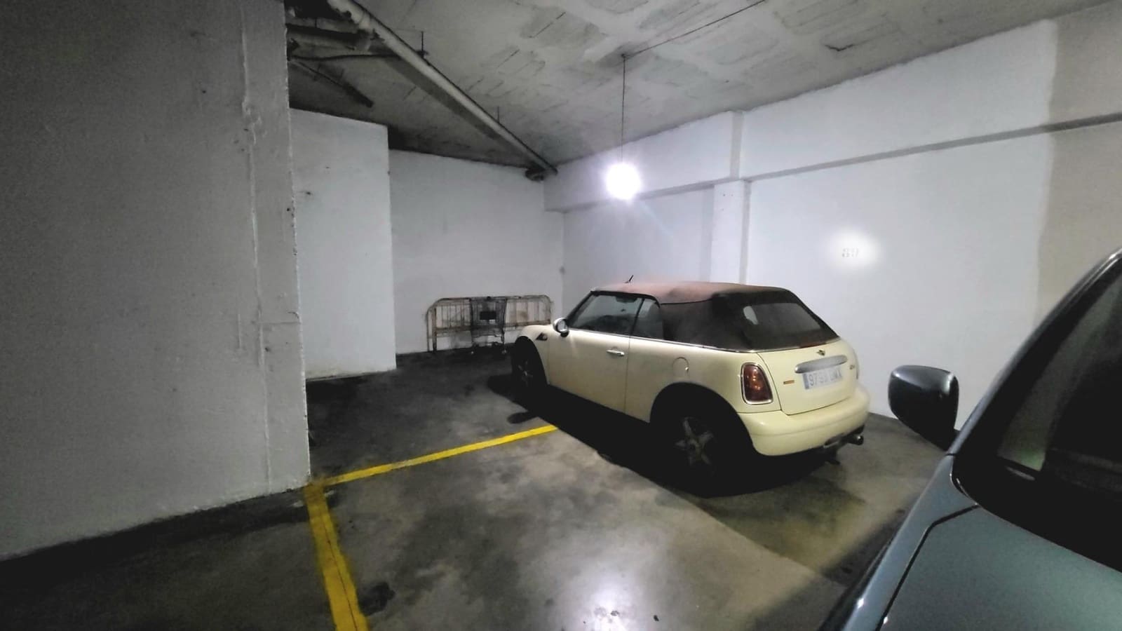 Garage til salg i Tomares - € 20.000 (Ref: 8308724)