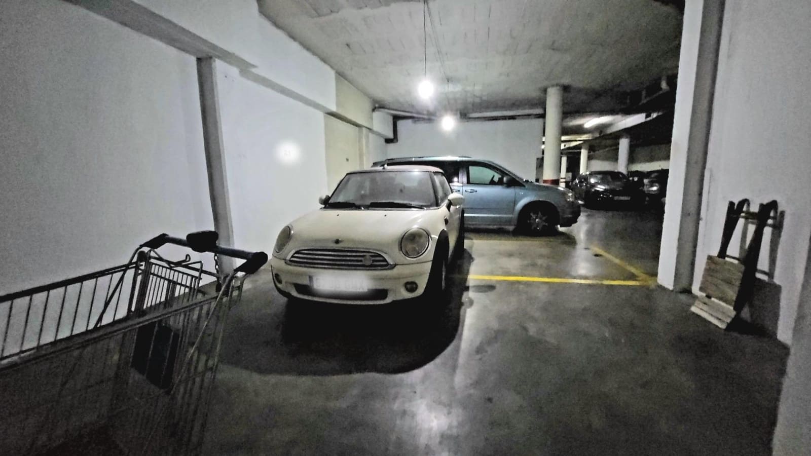 Garage til salg i Tomares - € 20.000 (Ref: 8308724)