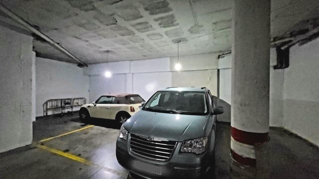 Garage for sale in Tomares - € 20,000 (Ref: 8308724)