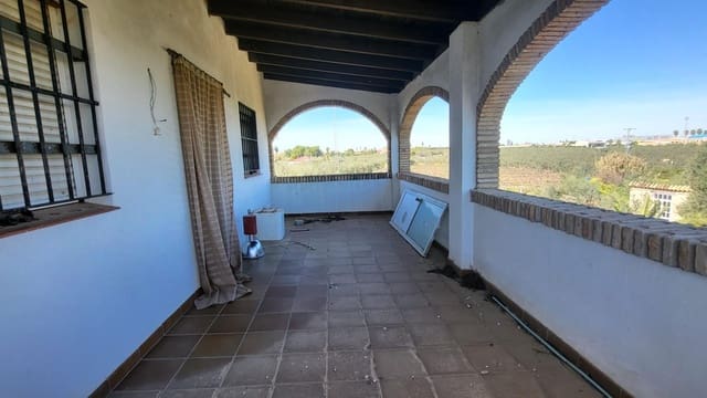 4 soveværelse Finca/Landehus til salg i Pilas med swimmingpool - € 250.000 (Ref: 8308771)