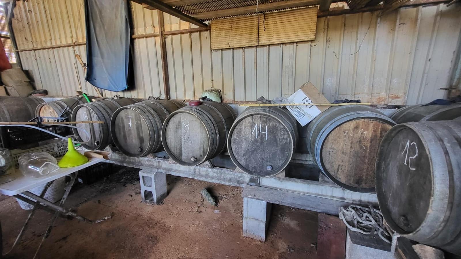 4 soveværelse Finca/Landehus til salg i Pilas med swimmingpool - € 250.000 (Ref: 8308771)