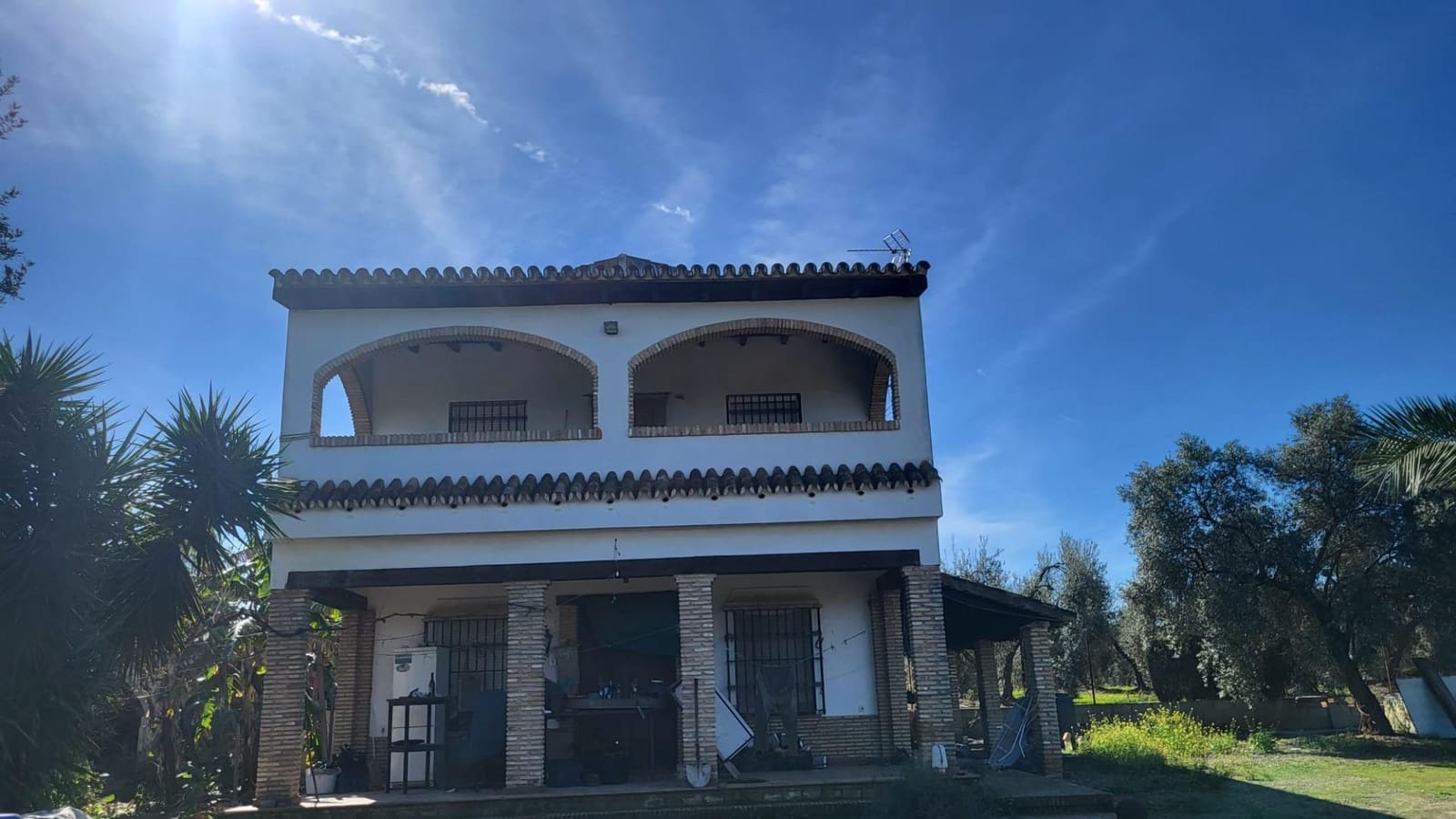 4 soveværelse Finca/Landehus til salg i Pilas med swimmingpool - € 250.000 (Ref: 8308771)