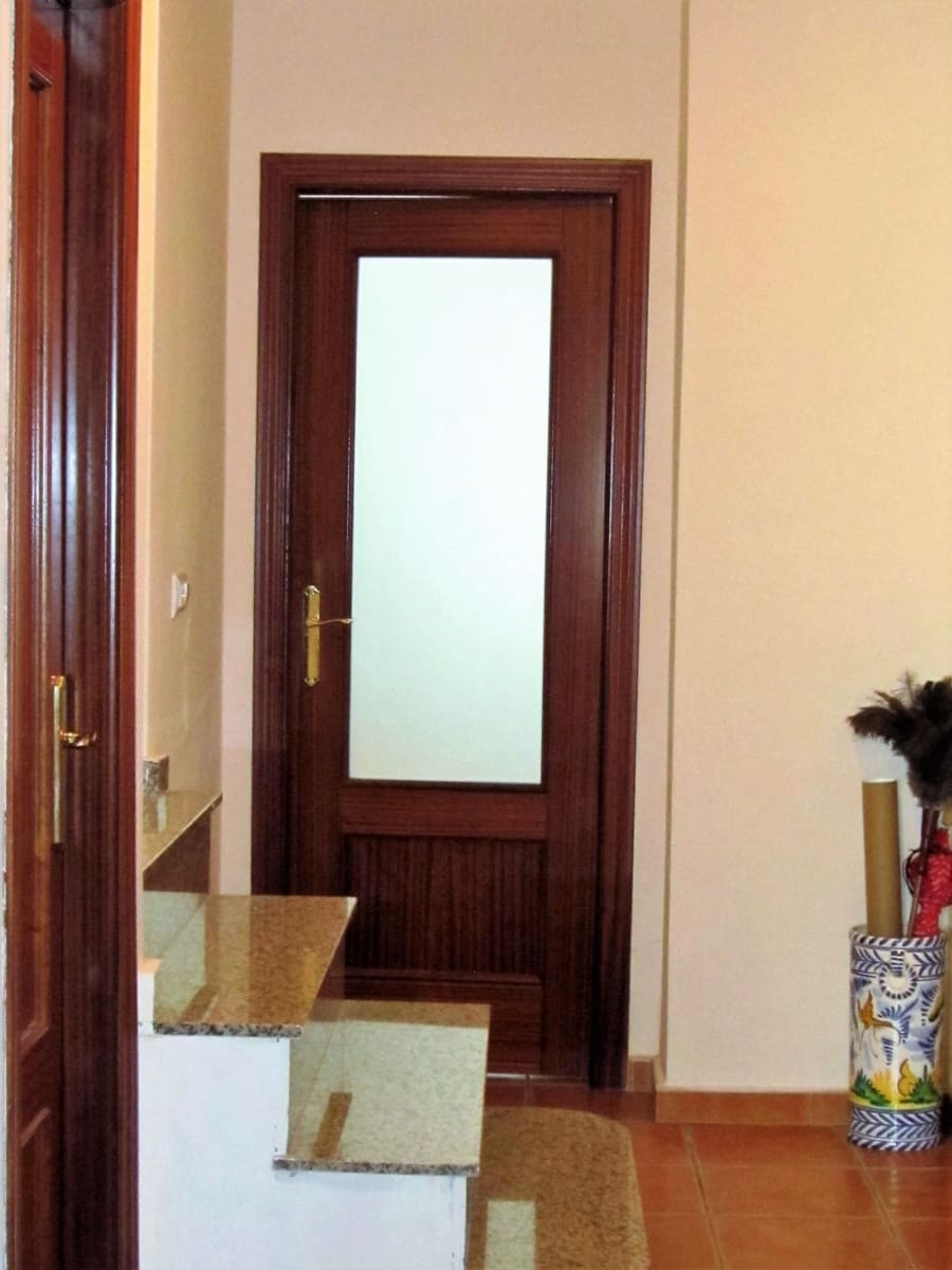 3 soveværelse Finca/Landehus til salg i Cala med garage - € 99.000 (Ref: 8308779)