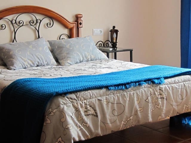 3 quarto Quinta/Casa Rural para venda em Cala com garagem - 99 000 € (Ref: 8308779)