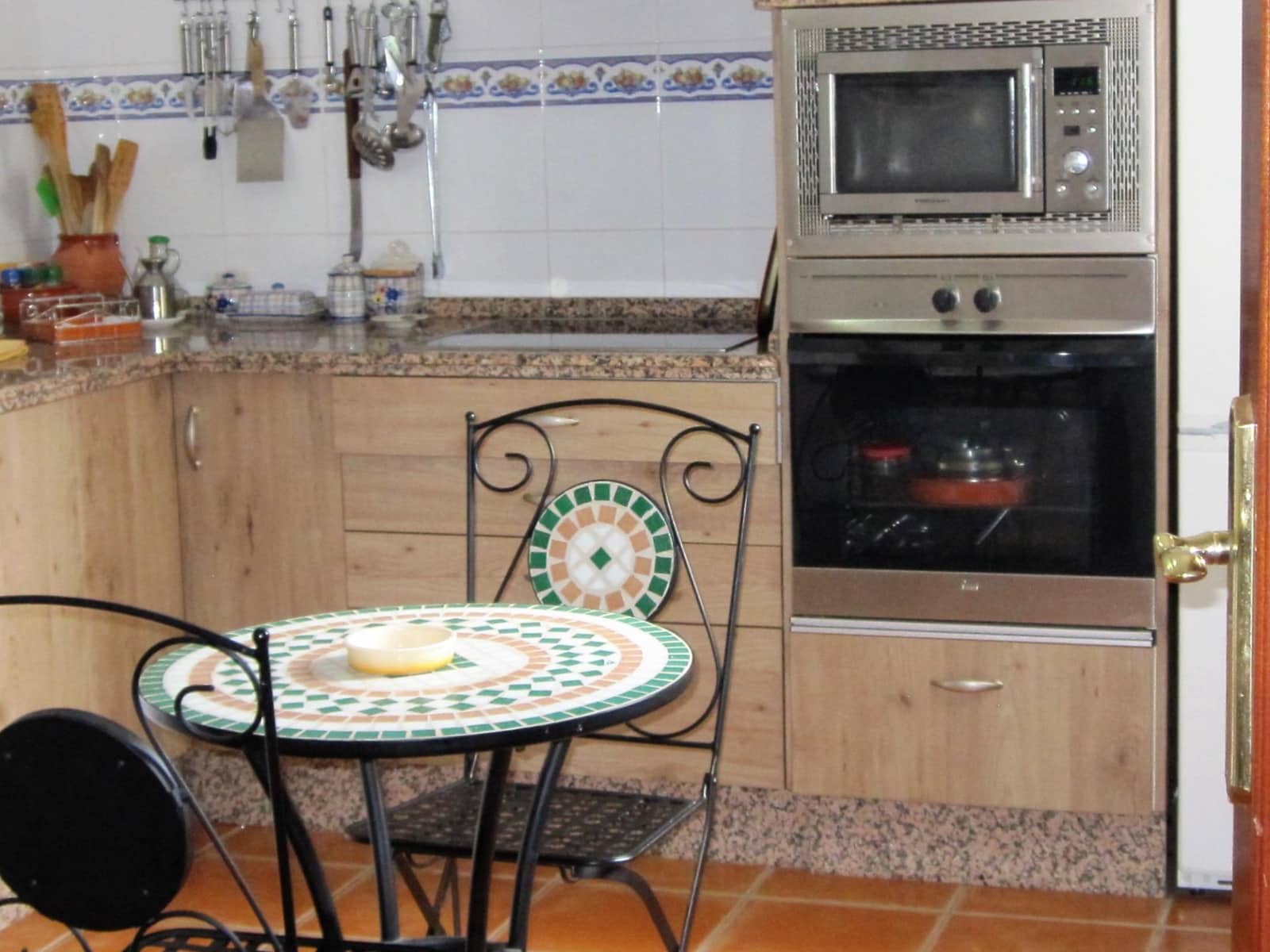 3 soveværelse Finca/Landehus til salg i Cala med garage - € 99.000 (Ref: 8308779)