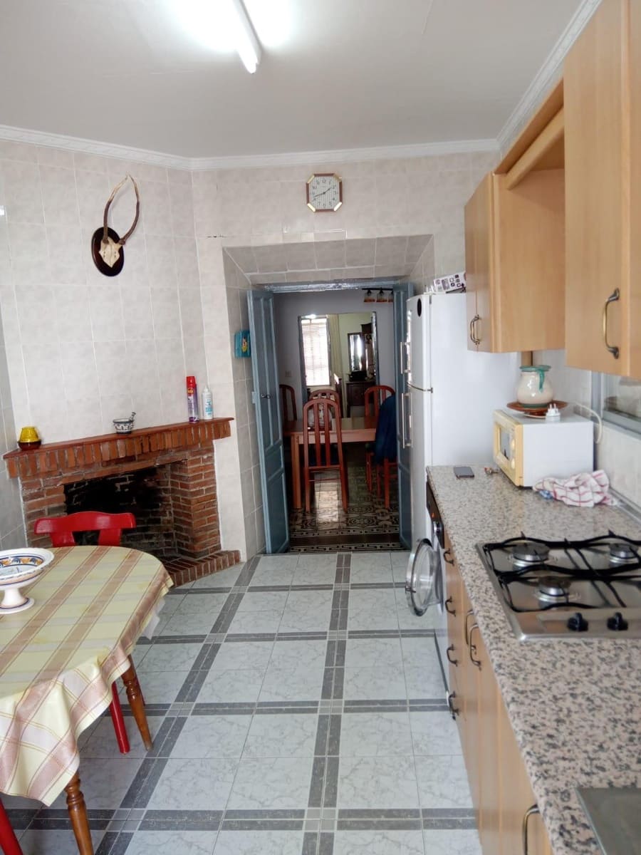 5 quarto Casa em Banda para venda em El Pedroso - 150 000 € (Ref: 8308787)