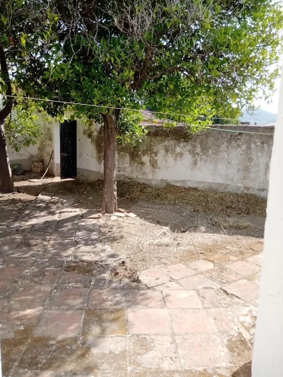 5 quarto Casa em Banda para venda em El Pedroso - 150 000 € (Ref: 8308787)