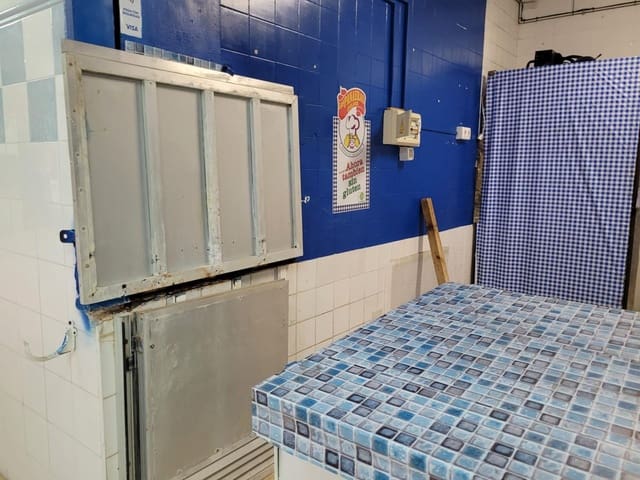 Erhverv til salg i Sevilla by - € 20.000 (Ref: 8308795)