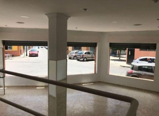 Commercieel te koop in La Algaba - € 99.000 (Ref: 8308807)