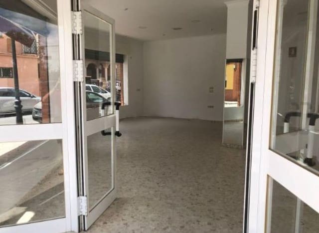 Commercieel te koop in La Algaba - € 99.000 (Ref: 8308807)