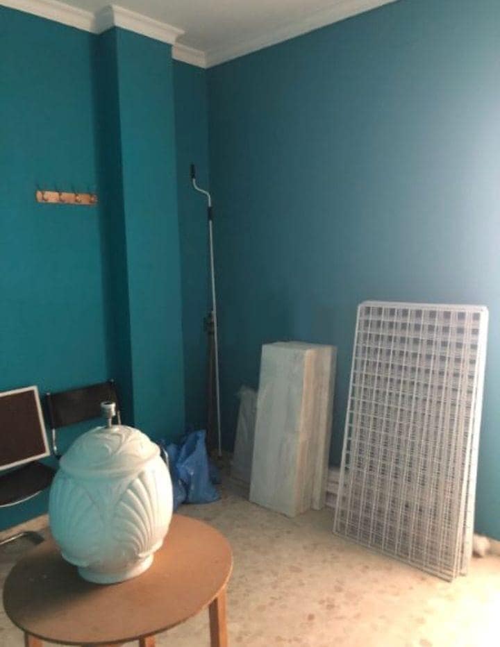 Erhverv til salg i La Algaba - € 99.000 (Ref: 8308807)