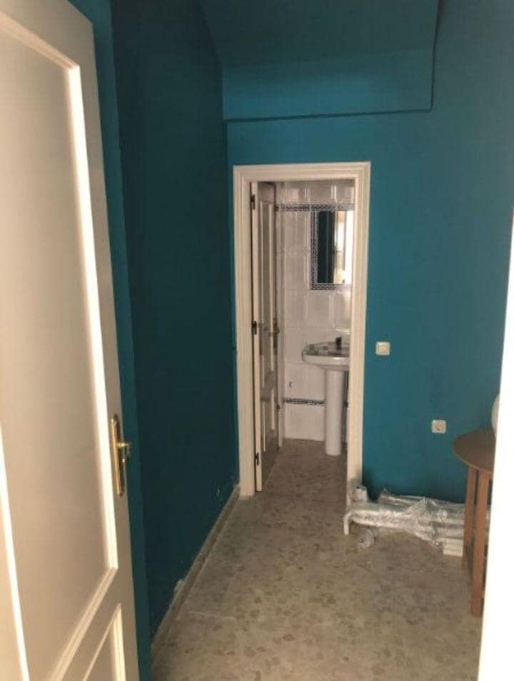 Erhverv til salg i La Algaba - € 99.000 (Ref: 8308807)