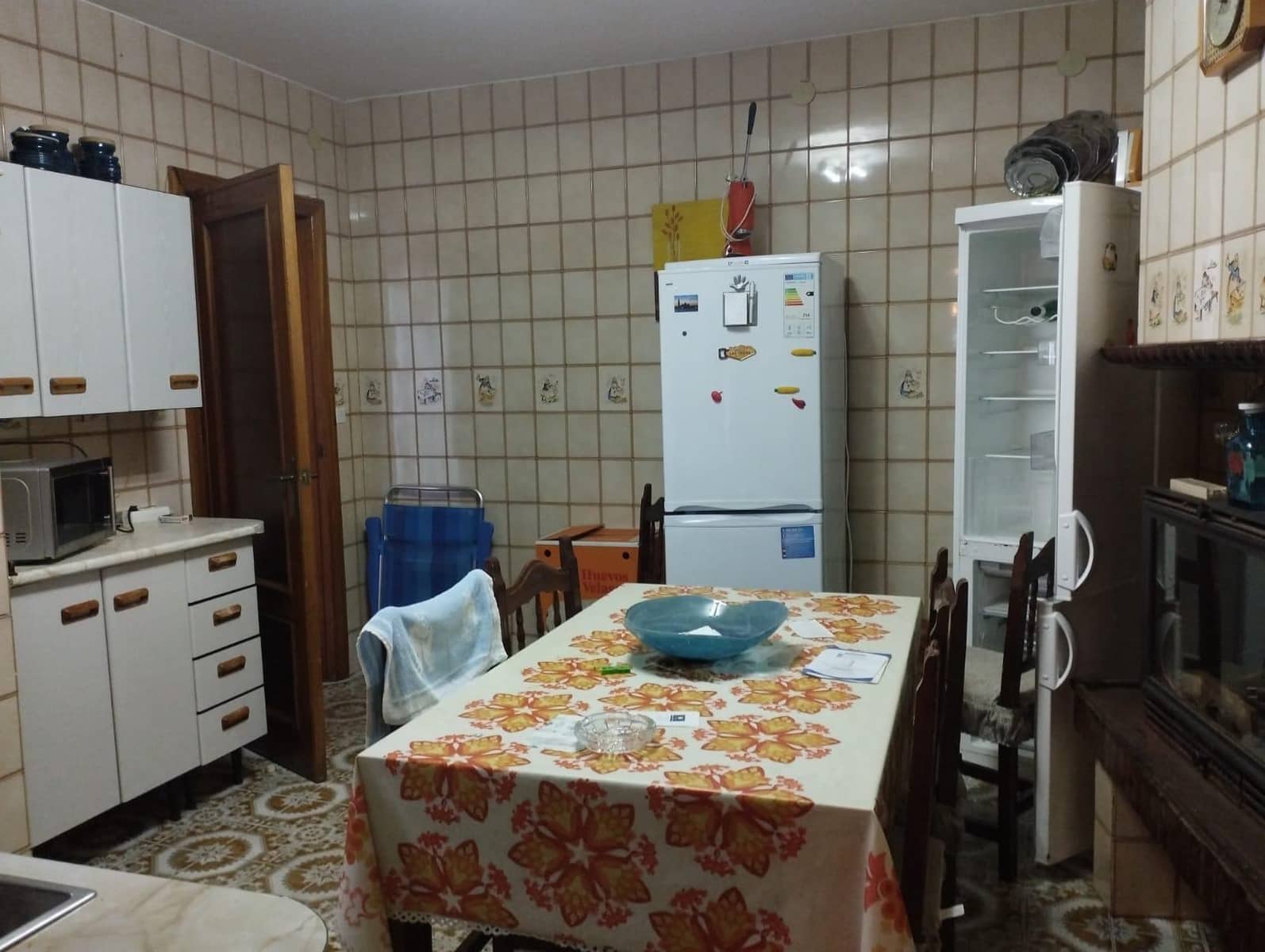 4 soveværelse Villa til salg i Cala med swimmingpool - € 150.000 (Ref: 8311014)