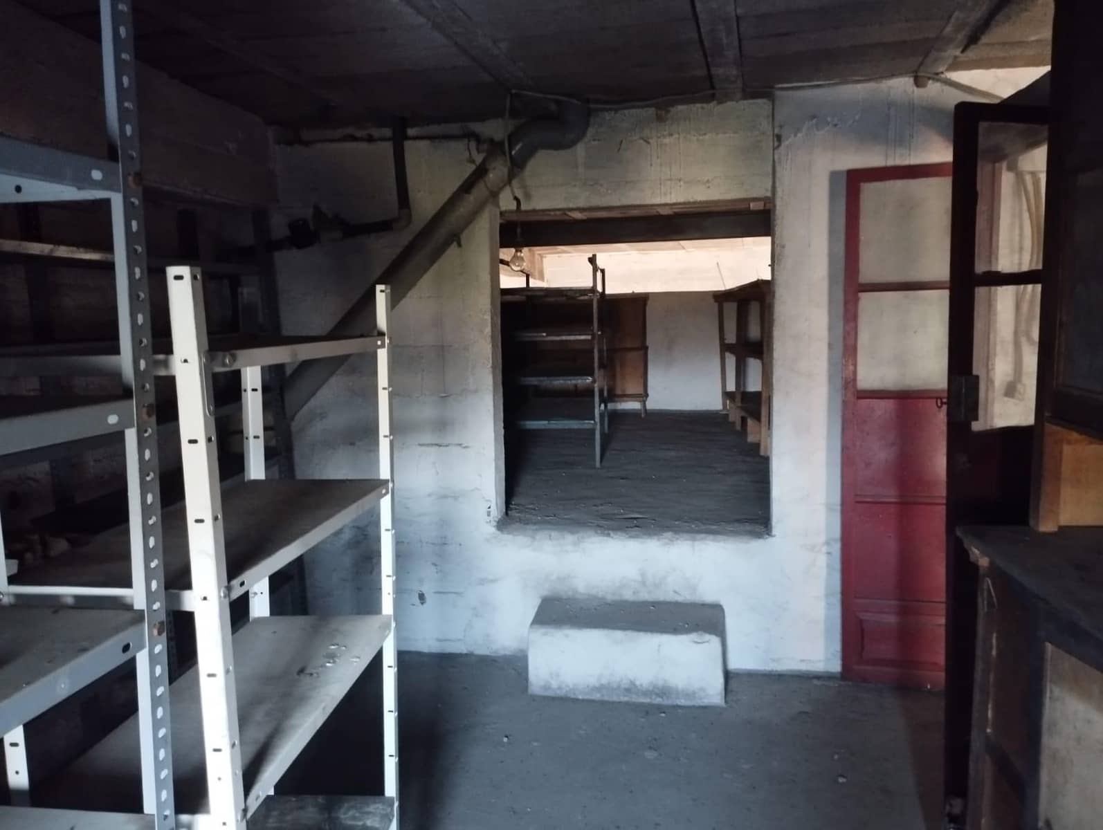 4 soveværelse Villa til salg i Cala med swimmingpool - € 150.000 (Ref: 8311014)