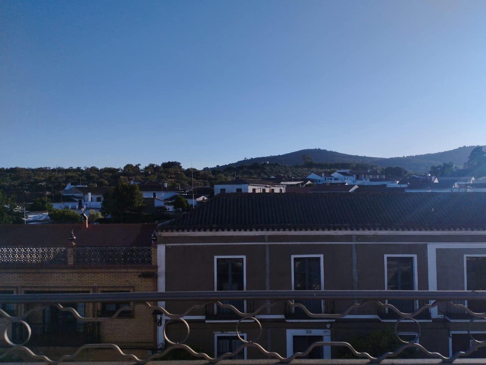 4 soveværelse Villa til salg i Cala med swimmingpool - € 150.000 (Ref: 8311014)