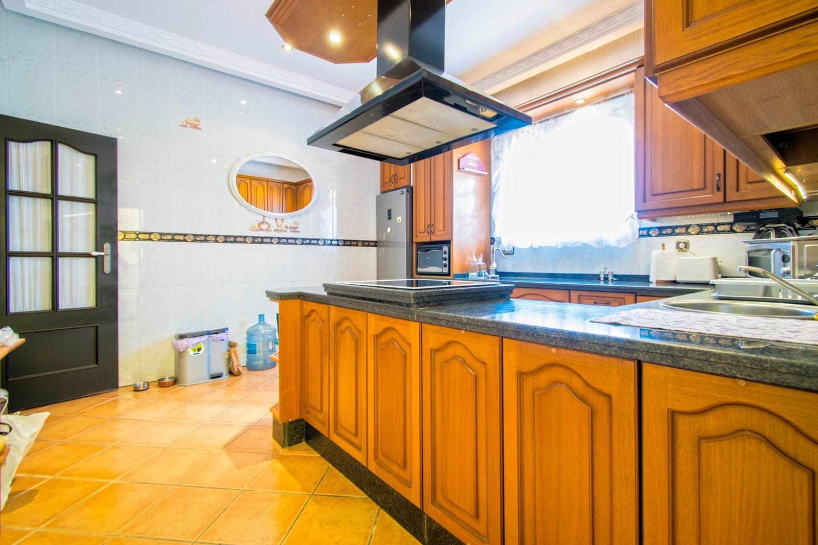 5 soverom Villa til salgs i Utrera med svømmebasseng - € 238 000 (Ref: 8396645)