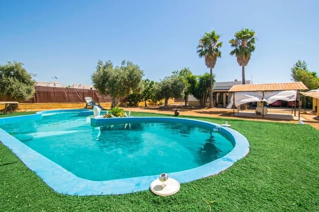 5 chambre Villa/Maison à vendre à Utrera avec piscine - 238 000 € (Ref: 8396645)