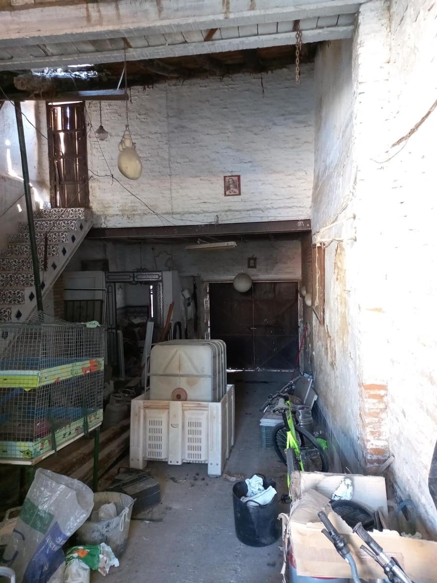 5 soverom Hus til salgs i Salteras med garasje - € 239 000 (Ref: 8439040)