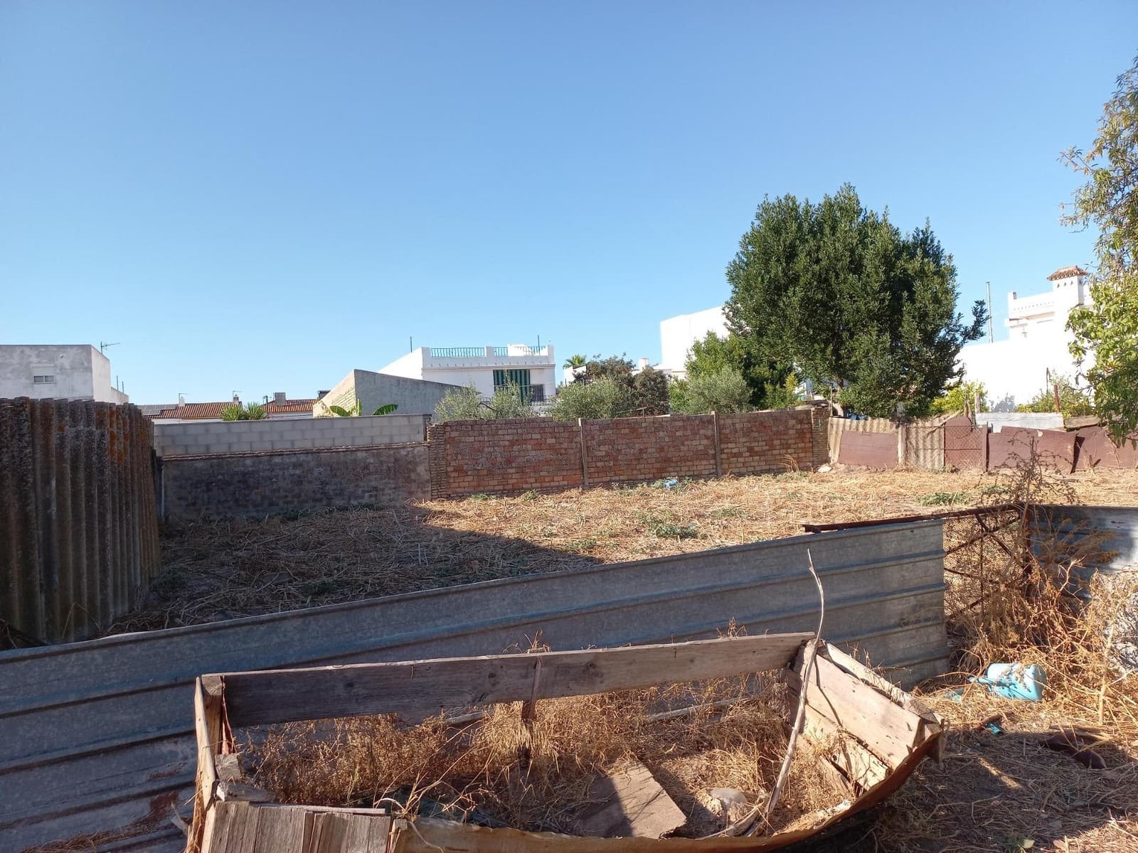 5 soverom Hus til salgs i Salteras med garasje - € 239 000 (Ref: 8439040)