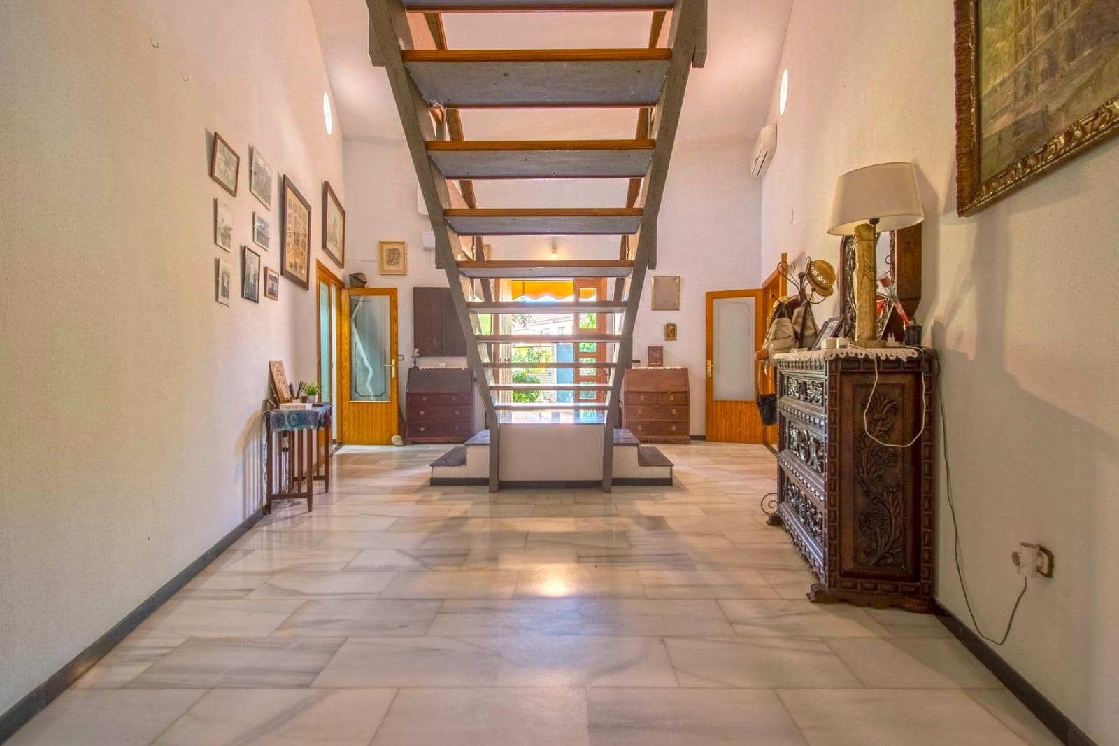 5 chambre Villa/Maison à vendre à Palomares del Rio avec piscine - 379 000 € (Ref: 8467857)