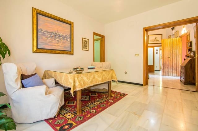 5 chambre Villa/Maison à vendre à Palomares del Río avec piscine - 379 000 € (Ref: 8467857)