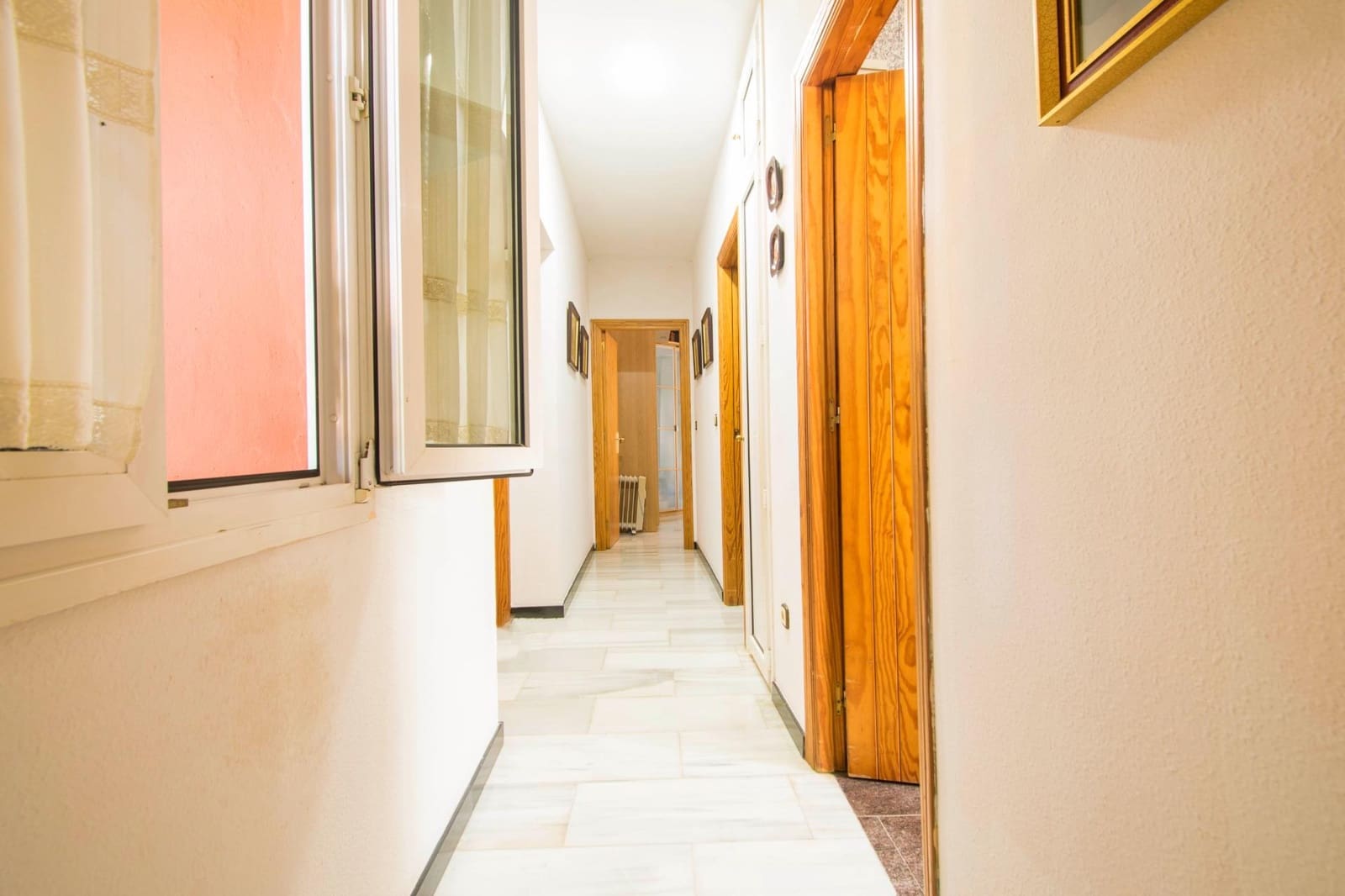 5 chambre Villa/Maison à vendre à Palomares del Rio avec piscine - 379 000 € (Ref: 8467857)