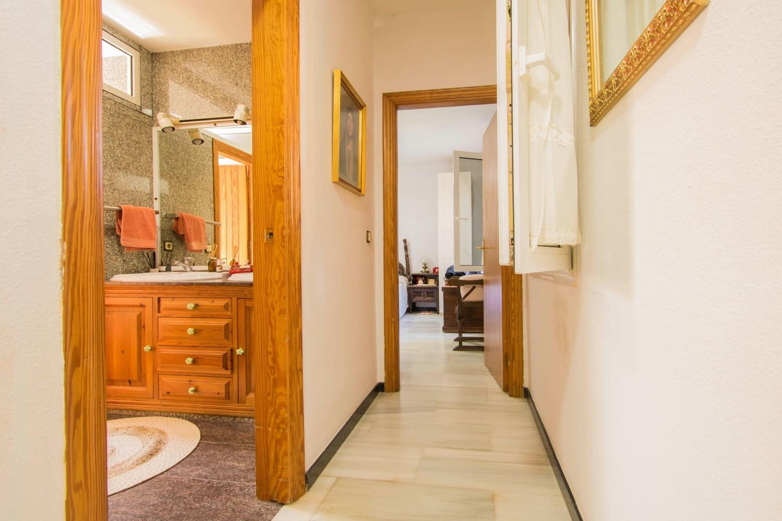 5 chambre Villa/Maison à vendre à Palomares del Rio avec piscine - 379 000 € (Ref: 8467857)