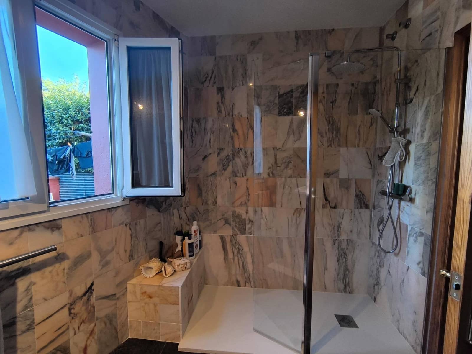 5 chambre Villa/Maison à vendre à Palomares del Rio avec piscine - 379 000 € (Ref: 8467857)