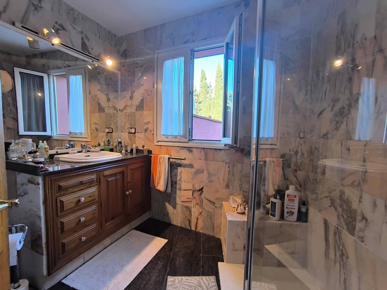 5 chambre Villa/Maison à vendre à Palomares del Rio avec piscine - 379 000 € (Ref: 8467857)