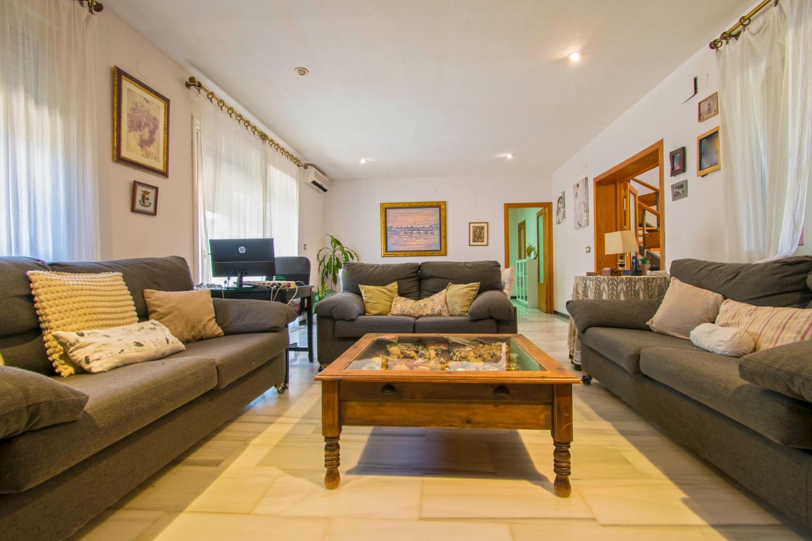 5 chambre Villa/Maison à vendre à Palomares del Rio avec piscine - 379 000 € (Ref: 8467857)