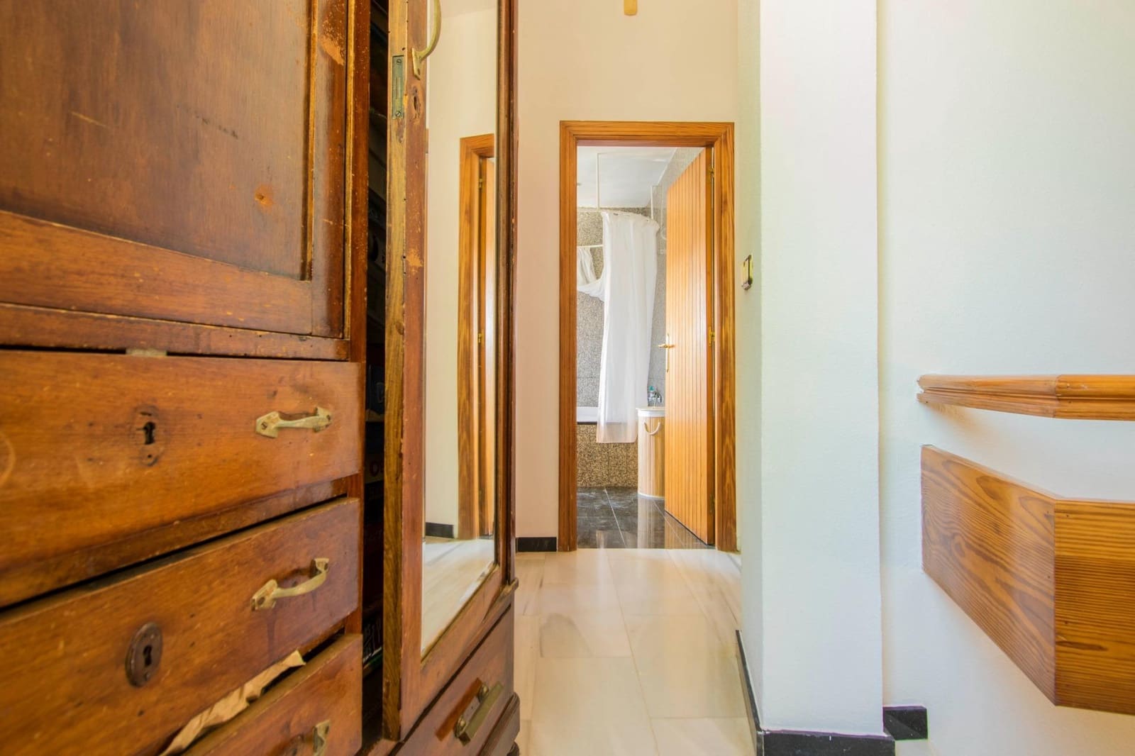 5 chambre Villa/Maison à vendre à Palomares del Rio avec piscine - 379 000 € (Ref: 8467857)