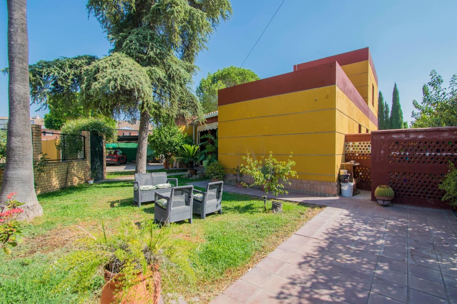 5 chambre Villa/Maison à vendre à Palomares del Rio avec piscine - 379 000 € (Ref: 8467857)