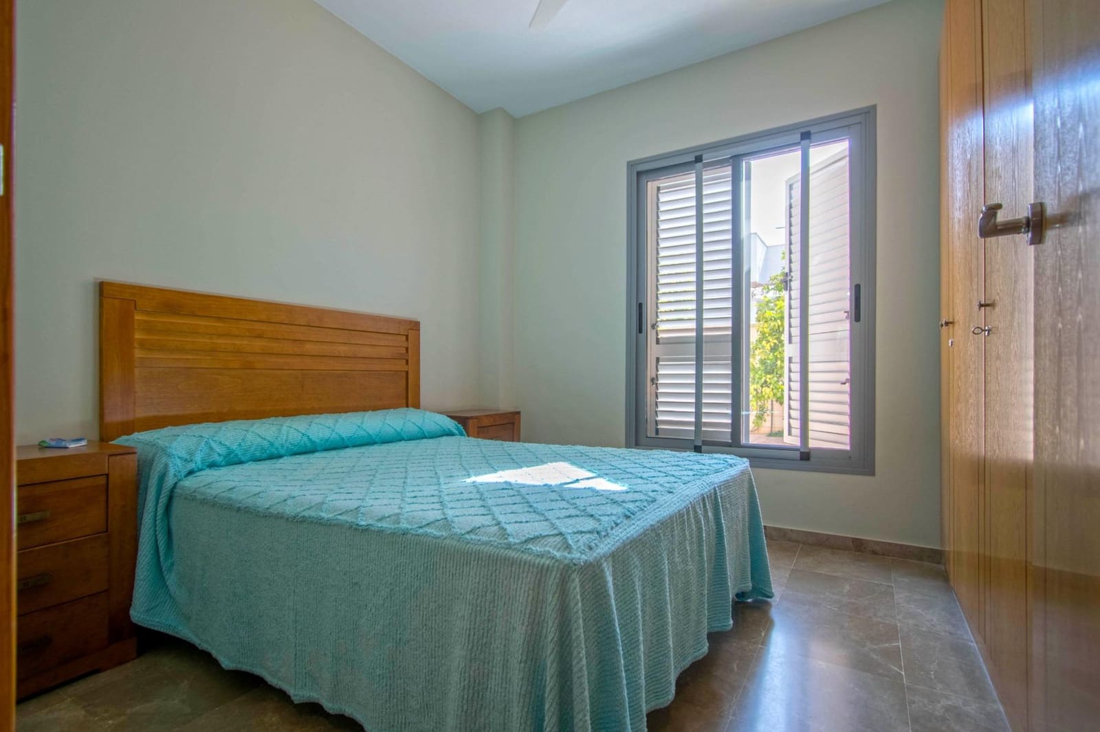 4 sypialnia Willa na sprzedaż w Espartinas z basenem garażem - 412 000 € (Ref: 8477911)