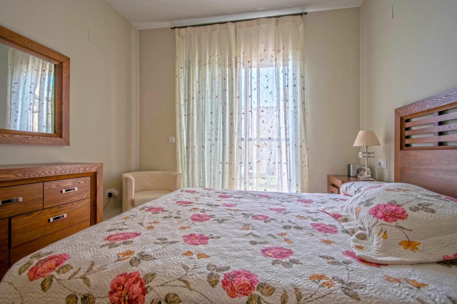 4 sypialnia Willa na sprzedaż w Espartinas z basenem garażem - 412 000 € (Ref: 8477911)