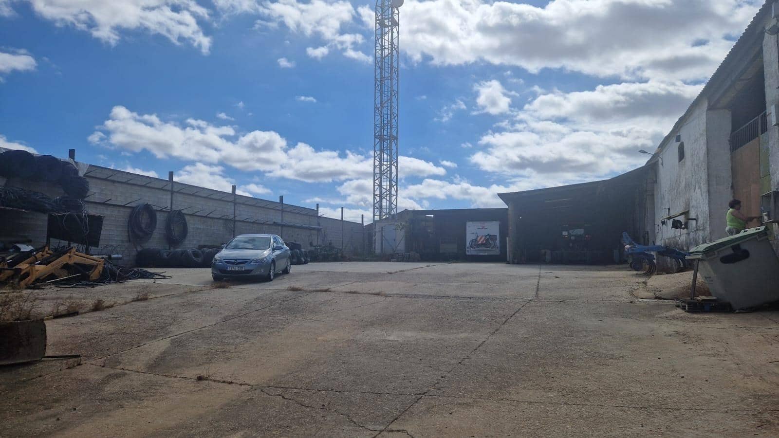 Byggegrund til salg i Paterna del Campo - € 285.359 (Ref: 8554227)