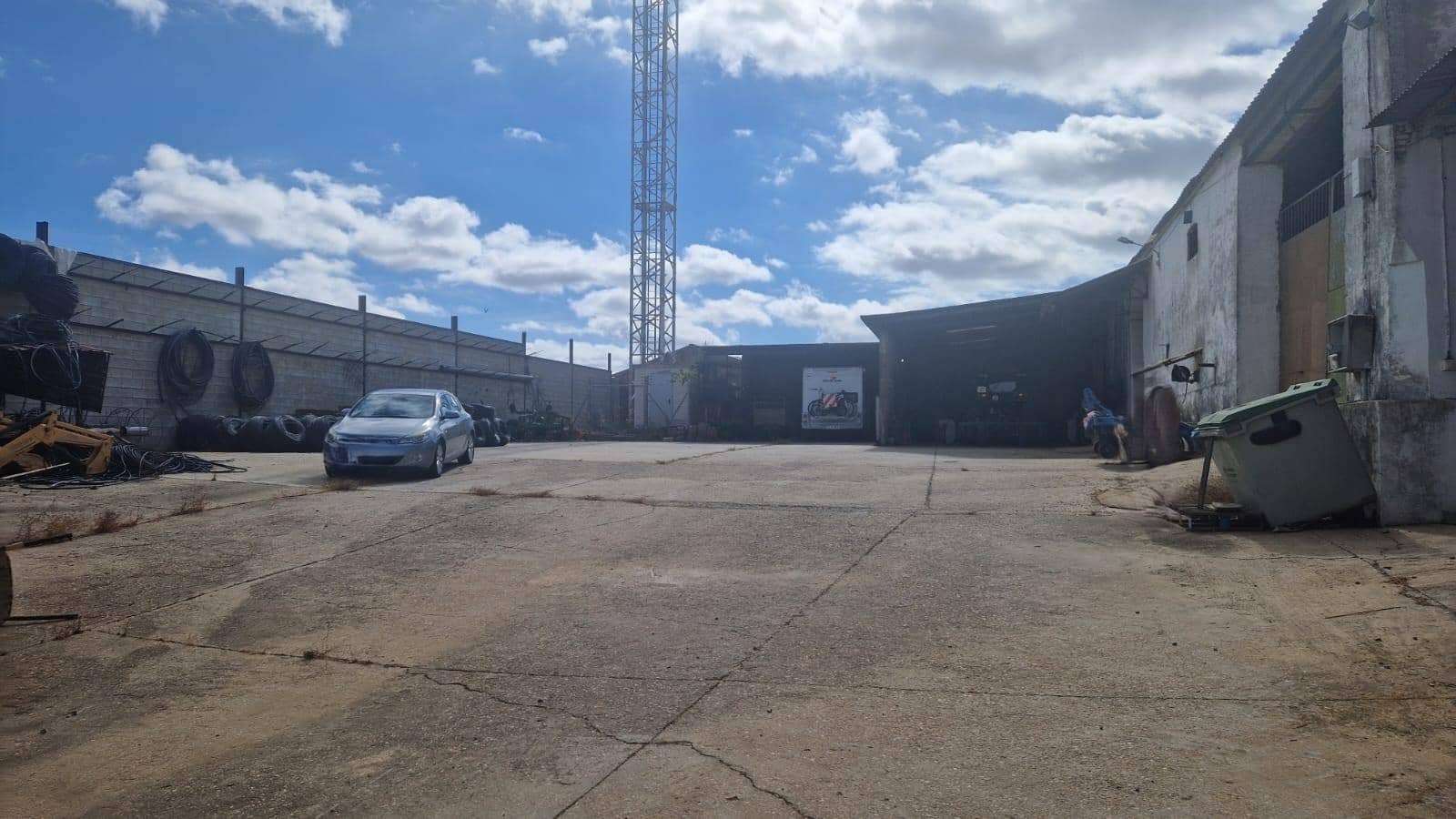 Byggegrund til salg i Paterna del Campo - € 285.359 (Ref: 8554227)