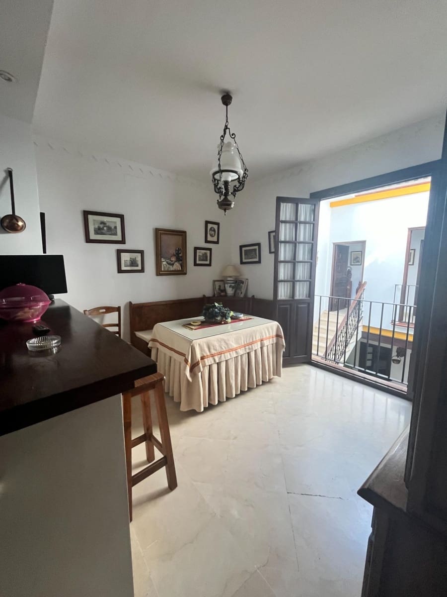 5 soveværelse Byhus til salg i Ecija - € 299.000 (Ref: 8570726)