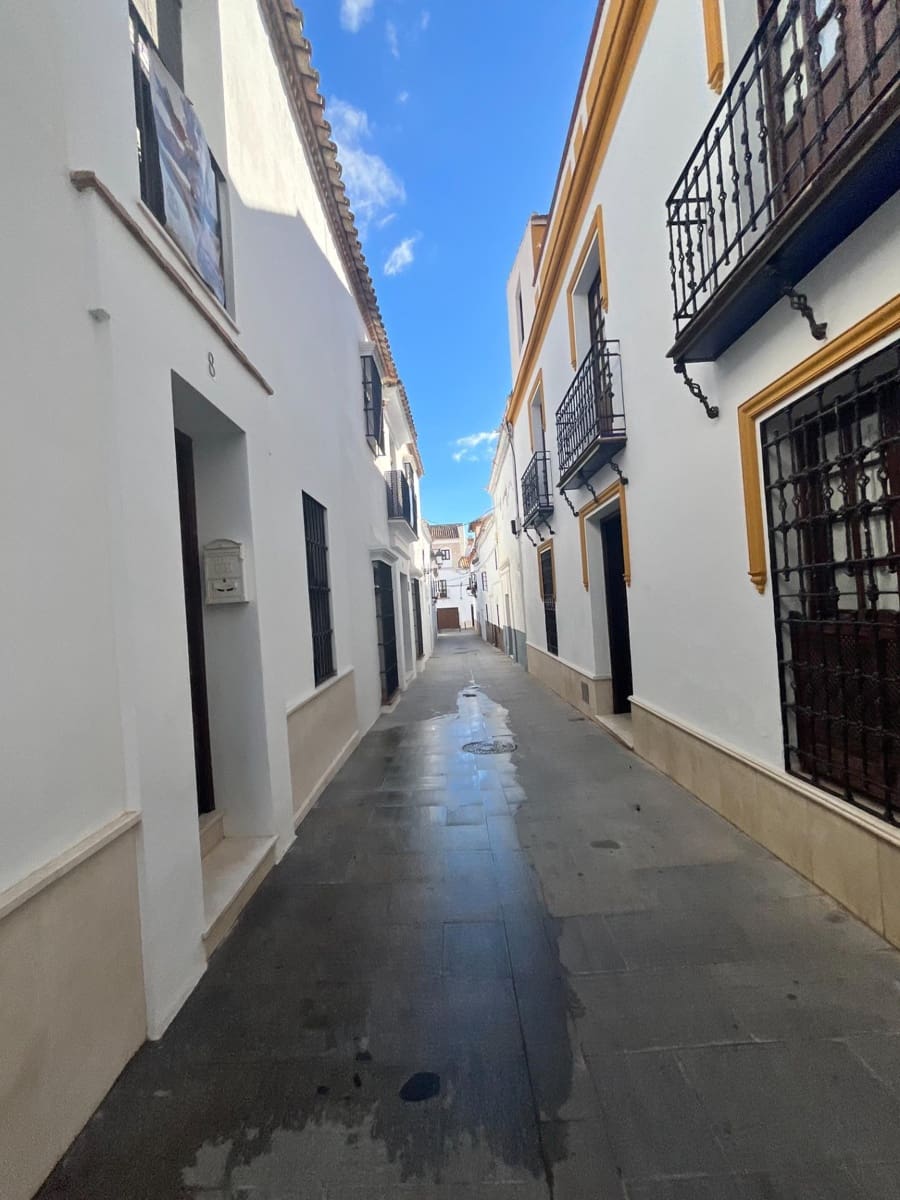 5 soveværelse Byhus til salg i Ecija - € 299.000 (Ref: 8570726)