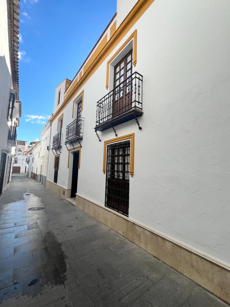 5 soveværelse Byhus til salg i Ecija - € 299.000 (Ref: 8570726)