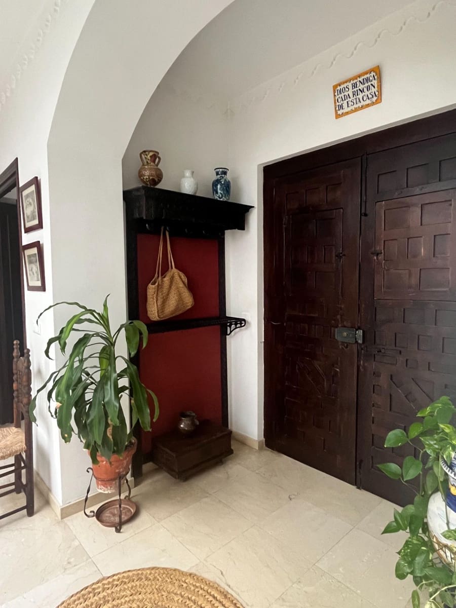 5 soveværelse Byhus til salg i Ecija - € 299.000 (Ref: 8570726)