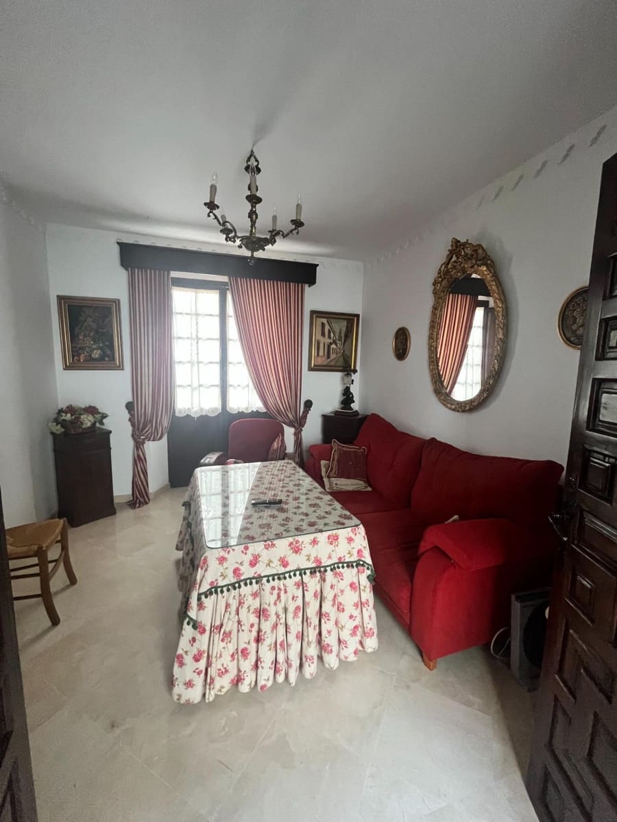 5 soveværelse Byhus til salg i Ecija - € 299.000 (Ref: 8570726)