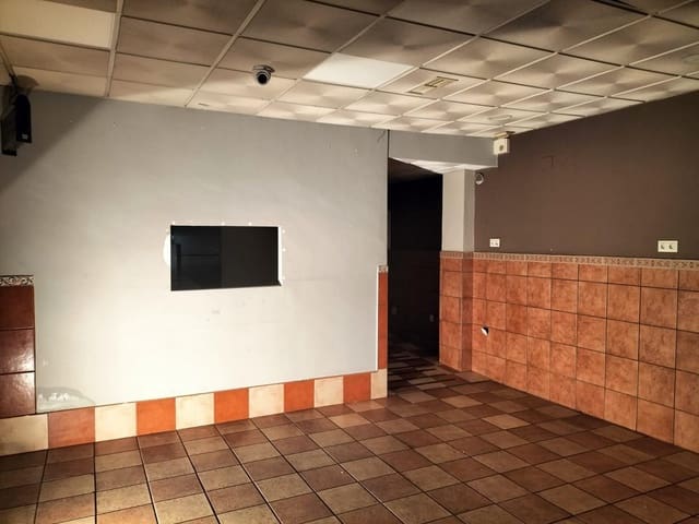 Erhverv til salg i Sevilla by - € 300.000 (Ref: 8576905)