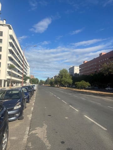 3 soveværelse Erhverv til salg i Sevilla by med swimmingpool - € 207.000 (Ref: 8605342)