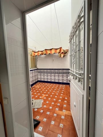 3 slaapkamer Flat te koop in Ecija - € 128.900 (Ref: 8610496)